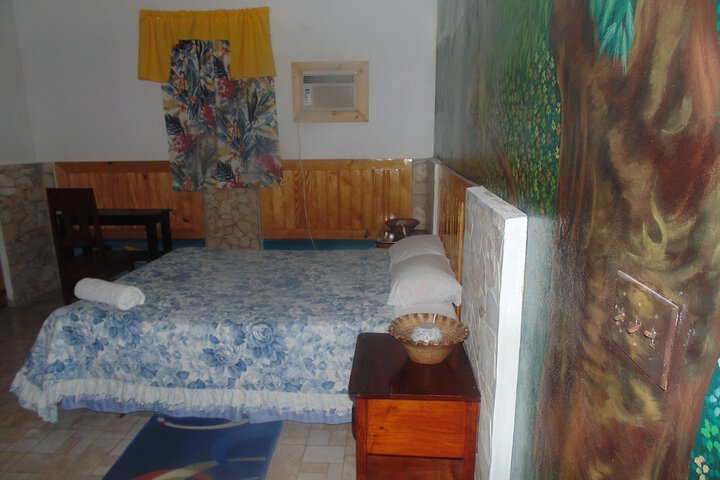 Room 10 of 52