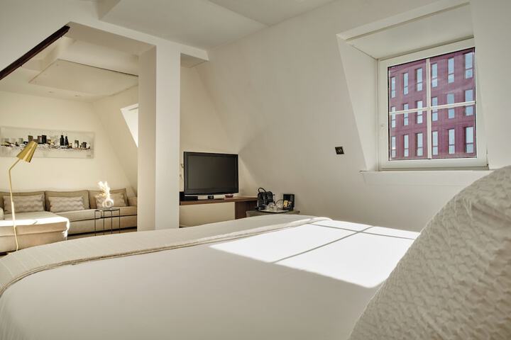 Room 18 of 29
