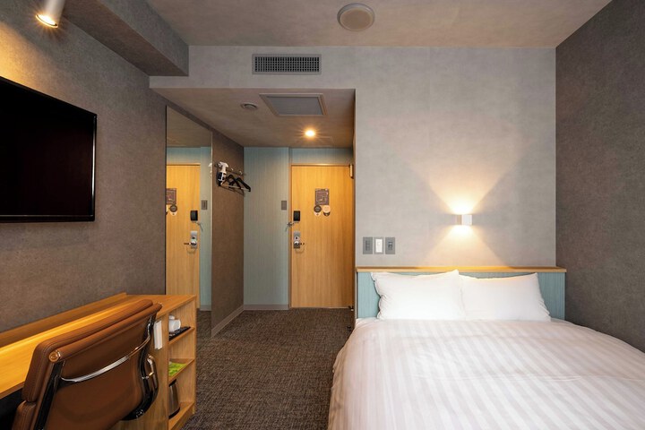 Room 26 of 58