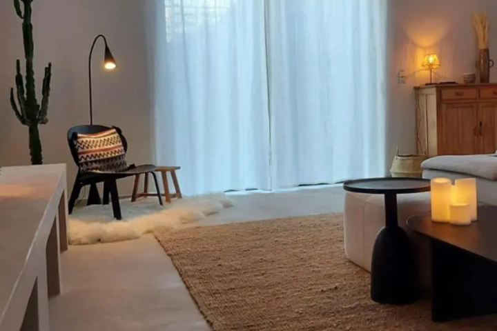 Room 5 of 20