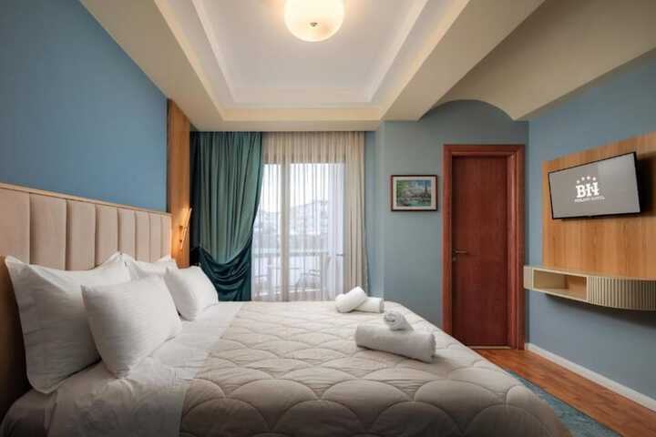 Room 16 of 71
