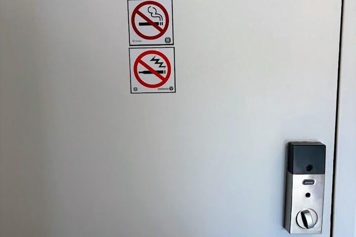 Room 61 of 183