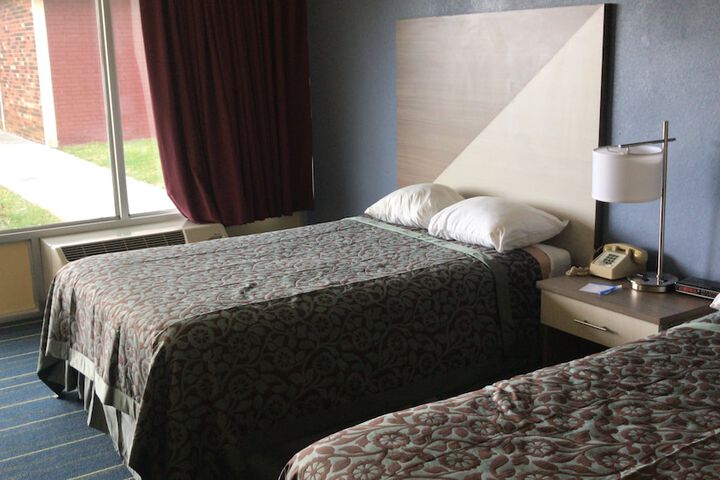 Room 4 of 47