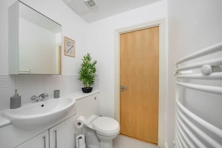 Room 15 of 15