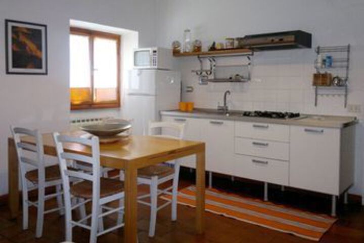 Room 14 of 27