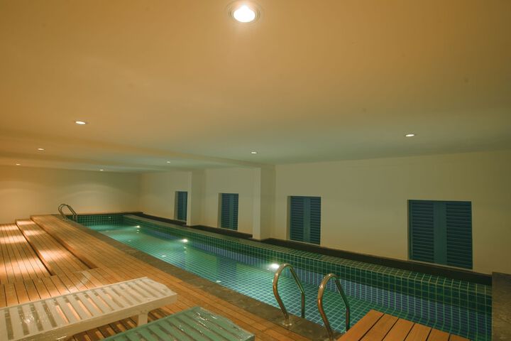 Pool 51 of 132
