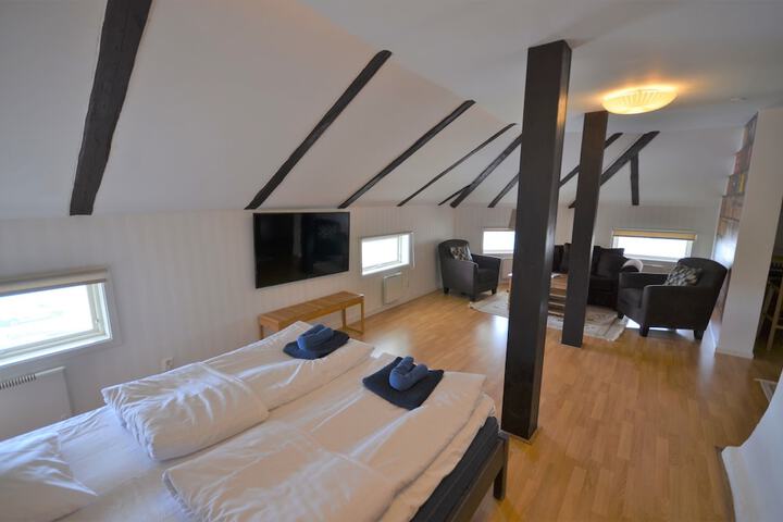 Room 34 of 57