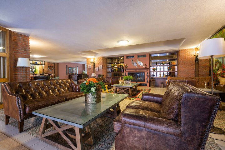 Guest Lobby