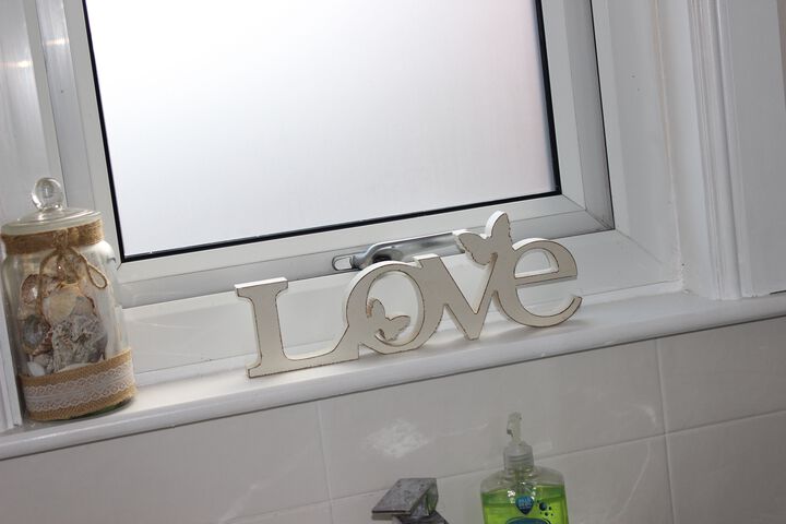 Room 15 of 103