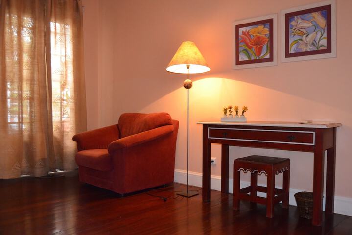 Room 18 of 76