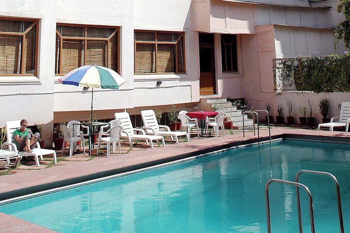 Hotel with Pool
