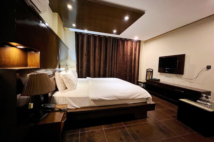 Room 36 of 67