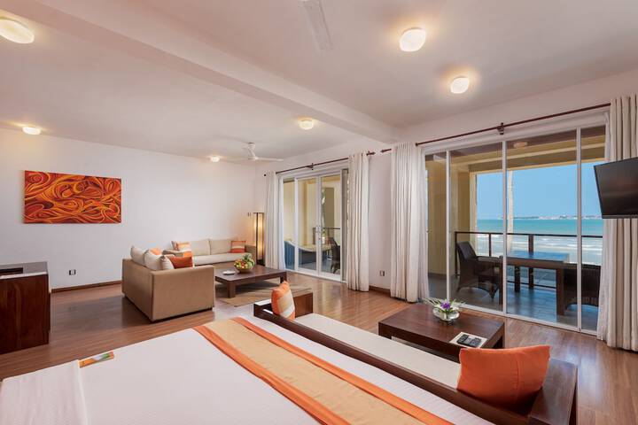Room 14 of 87