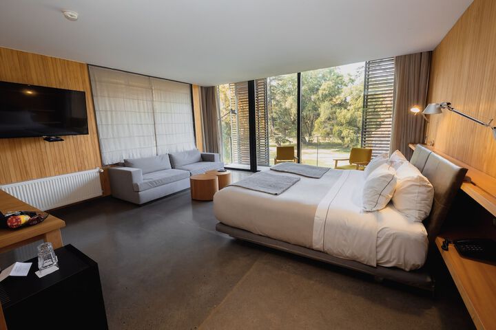 Room 7 of 52