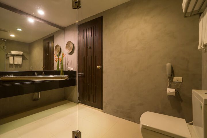 Bath Interior