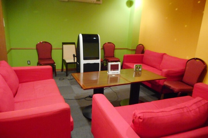 Room 29 of 35