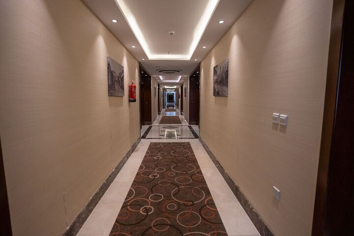 Ballroom/Hall 41 of 49