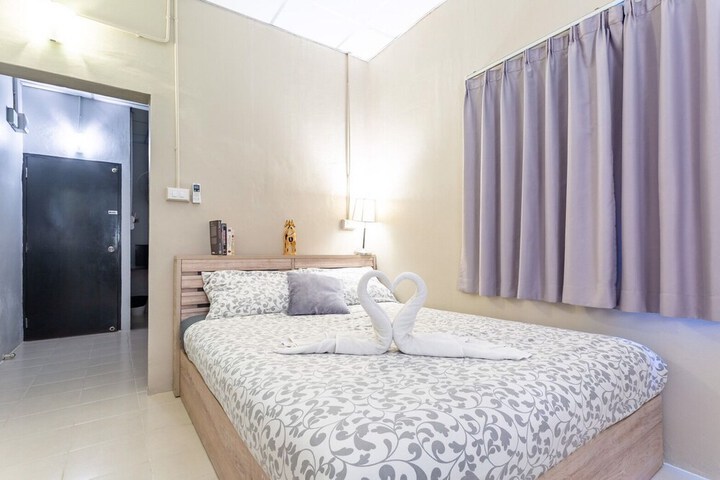 Room 18 of 43