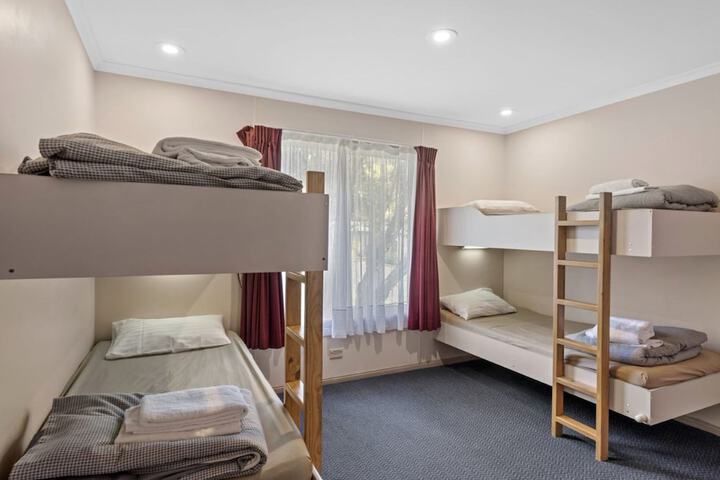 Room 4 of 56