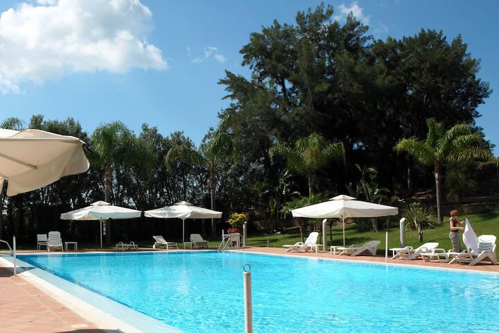 Pool 57 of 88