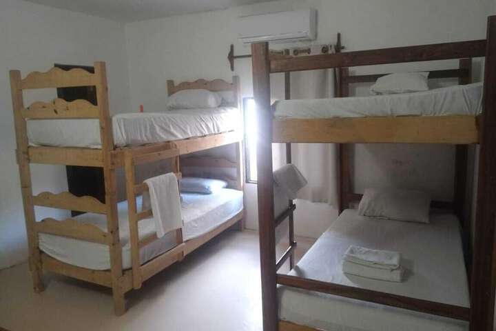 Room 7 of 11