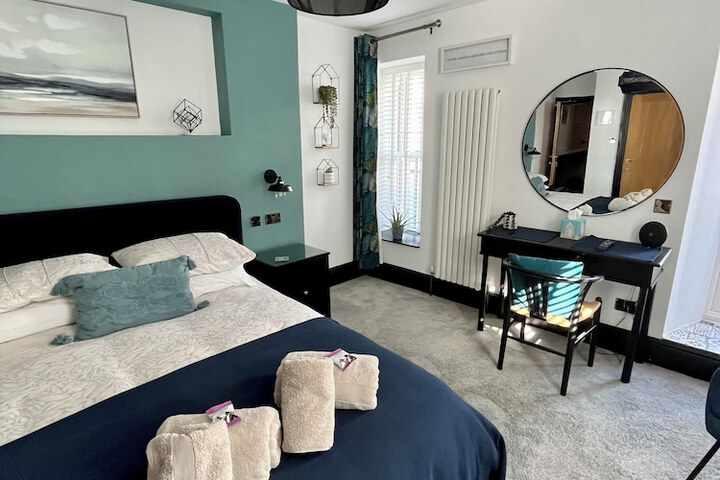 Room 13 of 74