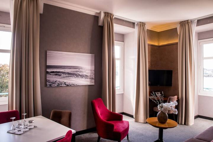 Room 41 of 103