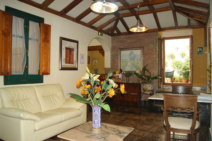 Photo of Hotel Almona