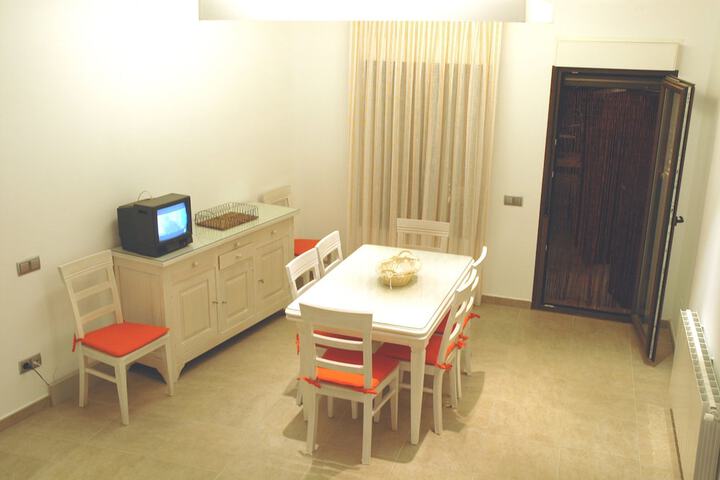 Room 26 of 69