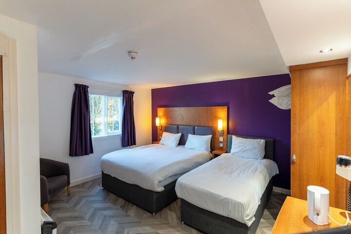 Room 21 of 59