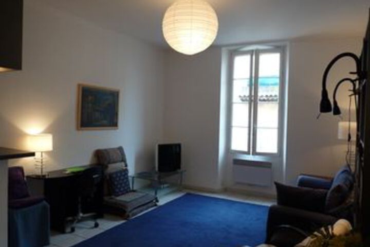 Room 25 of 28