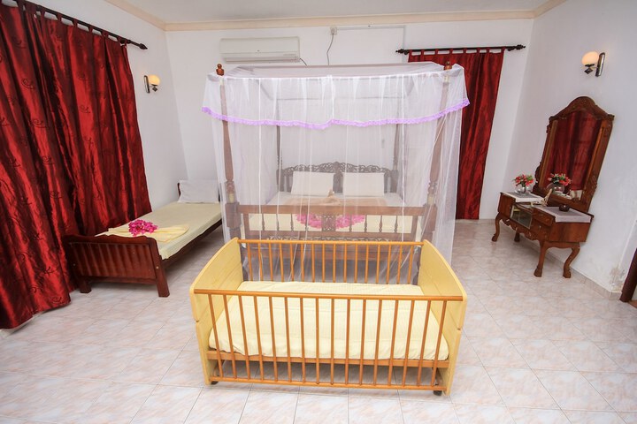 Room 8 of 44