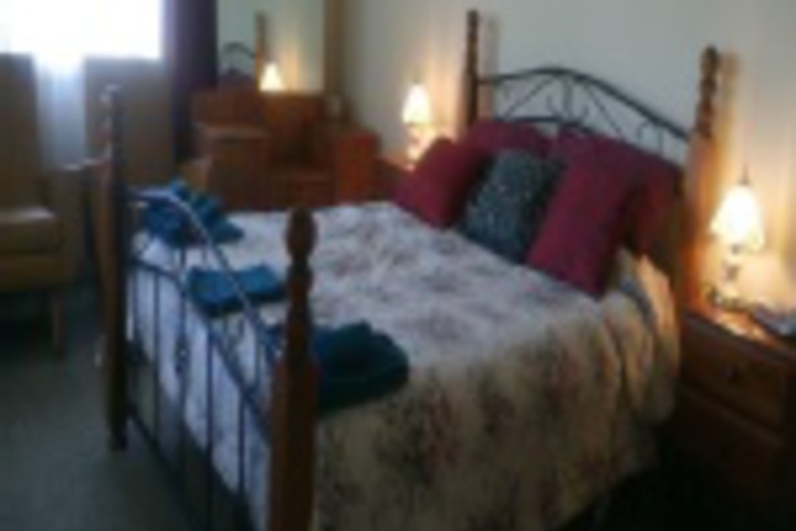 Room 324 of 407