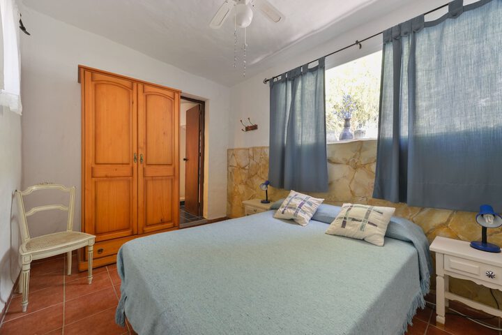 Room 5 of 22