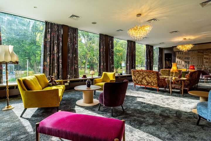 Hotel Interior 11 of 84