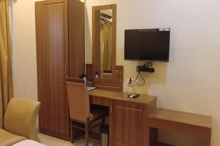 Room 20 of 43