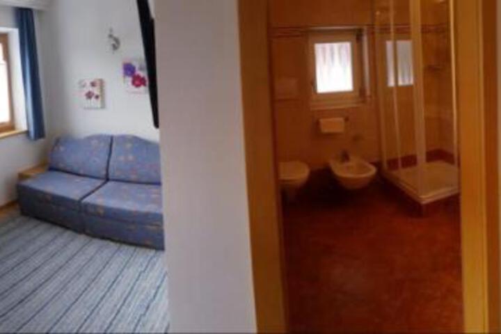 Photo 23
