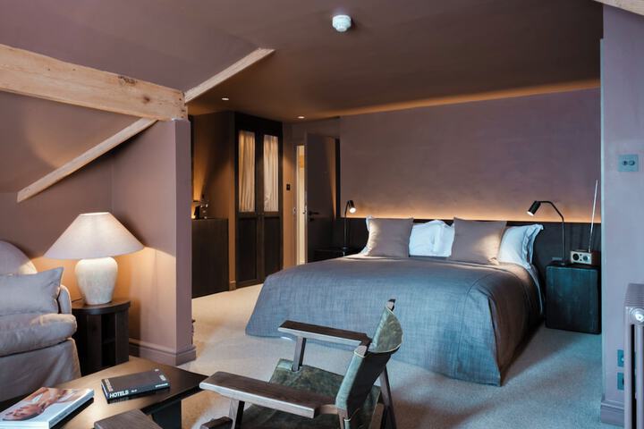 Room 3 of 30