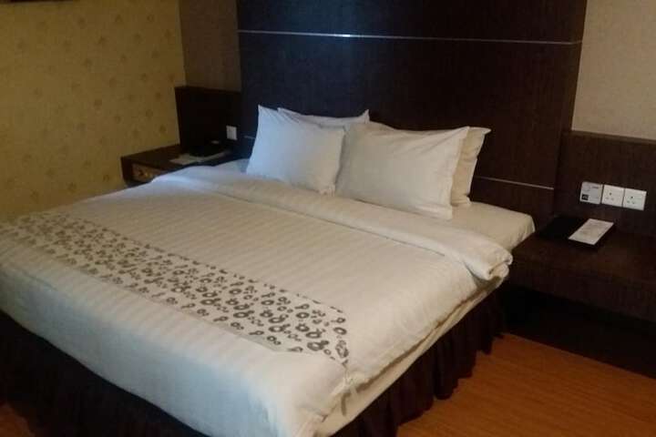 Room 22 of 59