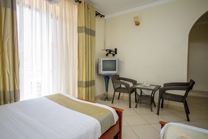 Room 7 of 43