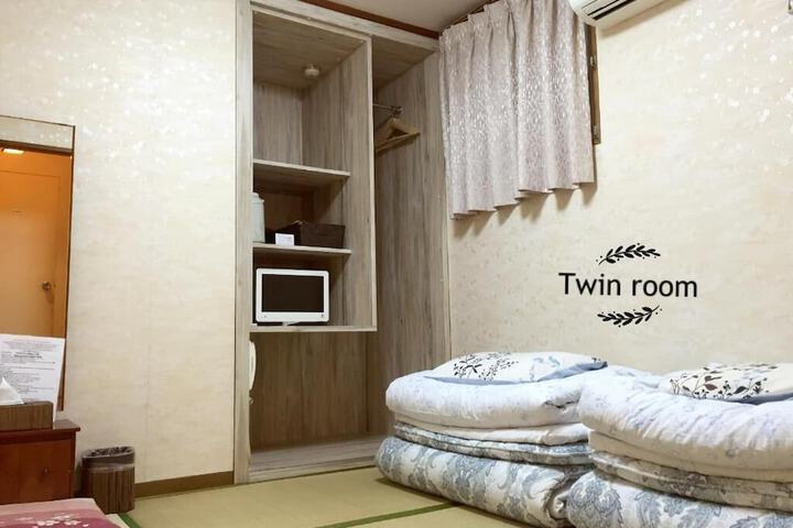 Room 22 of 54