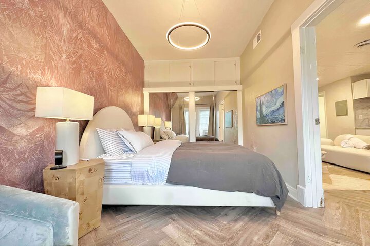 Room 18 of 75