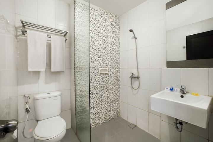 Room 14 of 23