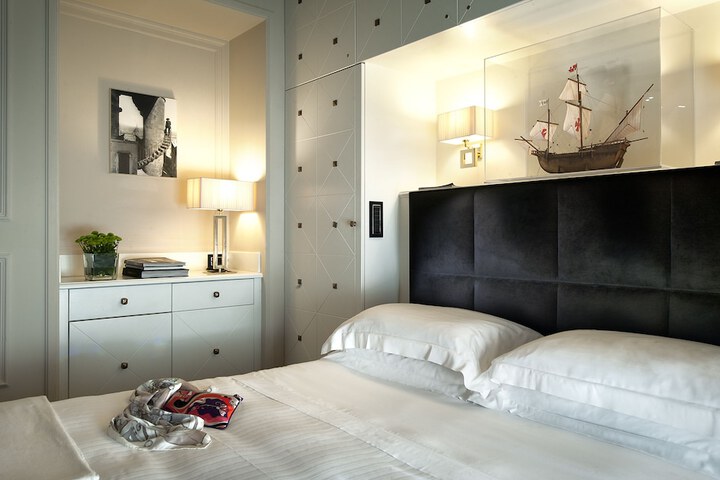 Room 6 of 35