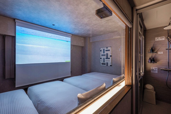 Room 14 of 51