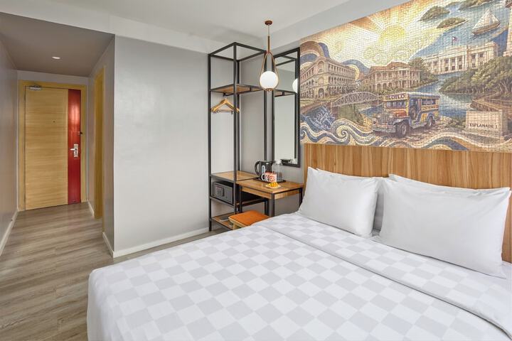 Room 16 of 31