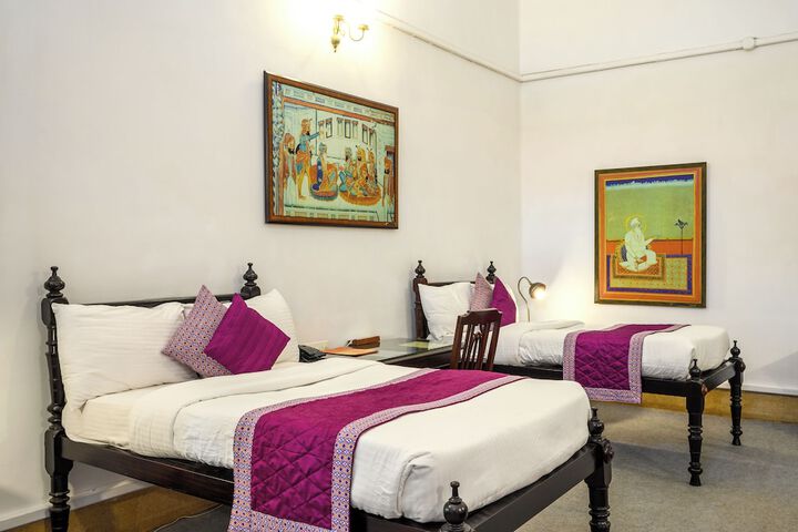 Room 10 of 55