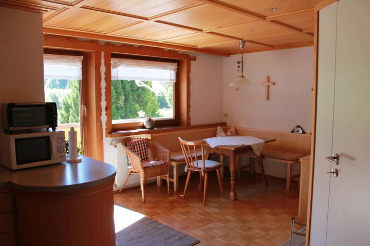 Room 4 of 26