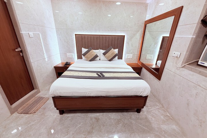 Room 15 of 45