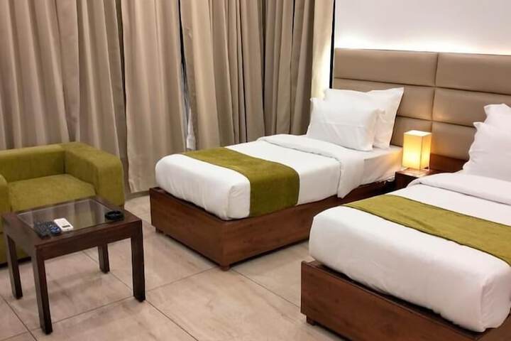 Room 2 of 19